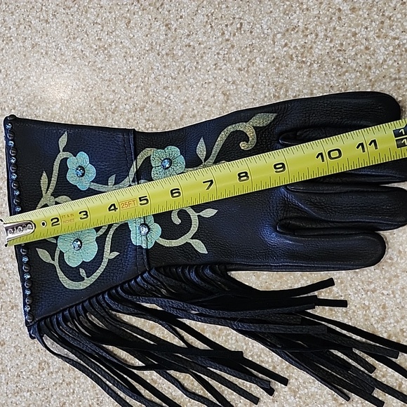 NWOT, Black Leather Gloves Handpainted, Crystal's & Fringe Size L - Picture 7 of 10